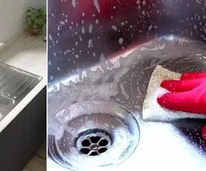 تمیز کردن سینک ظرفشویی استیل بدون نیاز به وایتکس با کمک ترکیبات غیرشیمیایی نظیر آرد