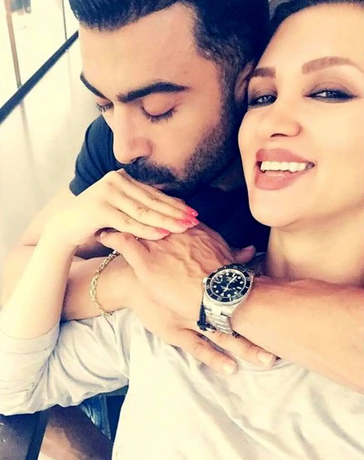 روناک یونسی