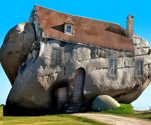 معماری خلاقانه؛ وسط کویر سنگ غول پیکر و با سنگ فرز تراشید خونه ساخت کومودو نخورتش