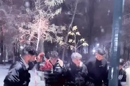 آواز محلی؛ کوردها از ذوق تو برف چه رقص میرن هبژی زنجیر زنجیر میرن