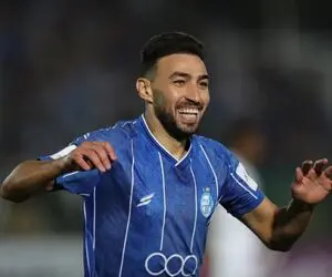 بازیکن خارجی استقلال وارد ایران شد