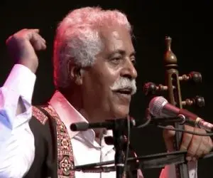 آواز ماندگار؛ فرج علیپور وقتی شیرین شیرین مریم رو خوند سالن منفجر شد از صدای جیغ