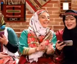 آواز شاد؛ مرجانه گلچین،نعیمه و آشا آهنگ محلی رعنا تی تومن گله کشه میخونن جگر حال بیار