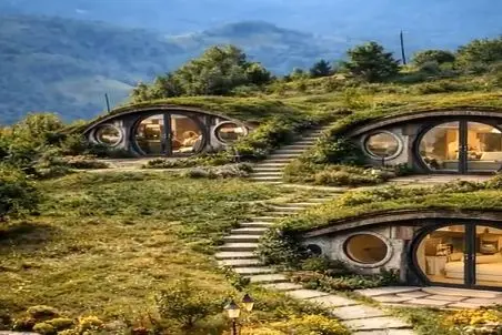 معماری خلاقانه؛ رو زمین بی آب و علف اتاق های قبه ای ساختن سرسبز اجاره اش شبی خداتومن