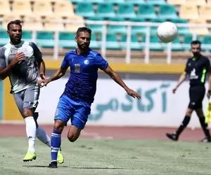 ستاره سابق استقلال را محکوم کرد