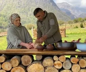 کله پاچه ؛ این زن وشوهر کله بره به این گنده گی رو چیجوری میپزن/ این همه سٌم چی میگه
