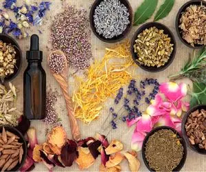 6 دمنوشی که نباید تداخل داشته باشه اگه باهم بخوری فاتحت خوندس!