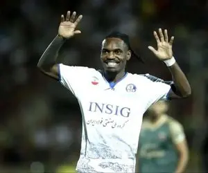 بیفوما چون دوست داشت در تهران زندگی کند آمد پرسپولیس