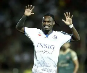 بیفوما چون دوست داشت در تهران زندگی کند آمد پرسپولیس