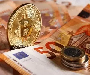  بیت کوین با دلار سقوط می کند؟