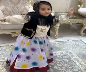 آواز شادانه؛ ای ننه دختر تربچه رقص شمالی و آذری رو ترکیب کرده بمب انرژیه