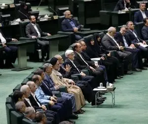 استیضاح‌ وزرا از دستور کار مجلس خارج شد