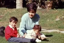 سفر به ایام قدیم ندیم؛ حرکت عجیب لیلا پهلوی با دماغ شاه خیره سر طرد شده