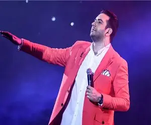 آواز شاد/ مرده تو کنسرت حاجیلی دیگه نمیتونه خودشو کنترل کنه اون وسط رقصید