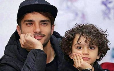 عکس ساعد سهیلی در کنار دو پسرش با چهره های متفاوت!