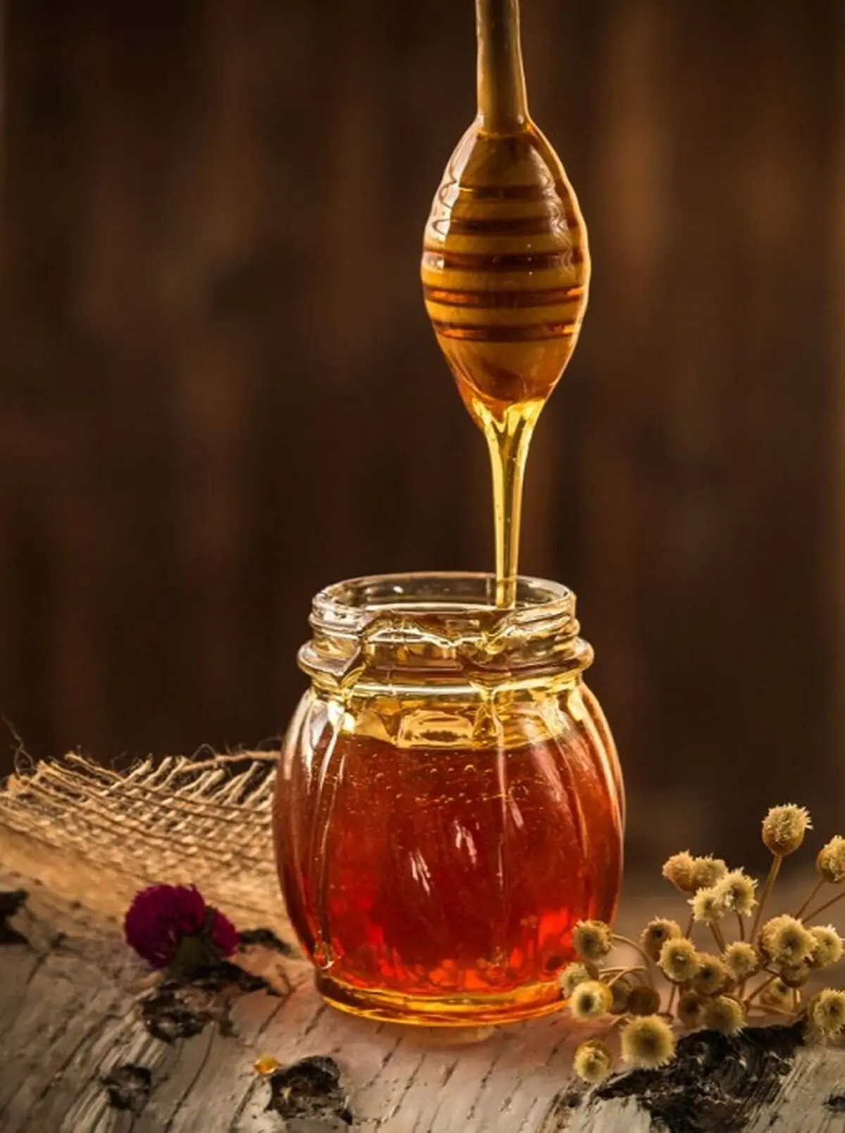 طبیعی ترین پاک کننده های آرایشی