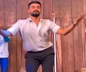 آواز شاد؛ دلبری این پسر جوون با آهنگ پرواز گروه آریان همرو مجبور به تشویق کرده