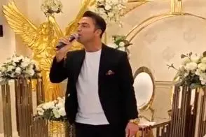 آواز احساسی؛ این خواننده تو تالار عروسی یاد شکست عشقیش افتاد و یه چی خوند همه دپ شدن