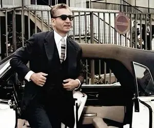 سفر به ایام قدیم سال 1340؛ بولینگ بازی محمدرضا پهلوی تو بولینگ تهران مد