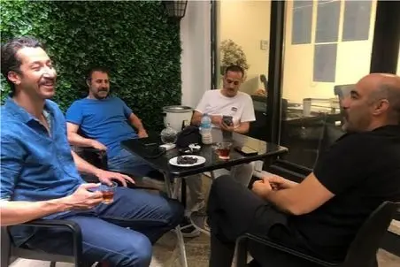 سکانس شاد/بهونه و لجبازی های بچگانه نقی دیگه بهرام افشاری رو کلافه کرده