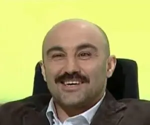 سوتی خندان؛ گلچین سوتی های محسن تنابنده قدرت تکلم رو ازت میگیره روده برن همه