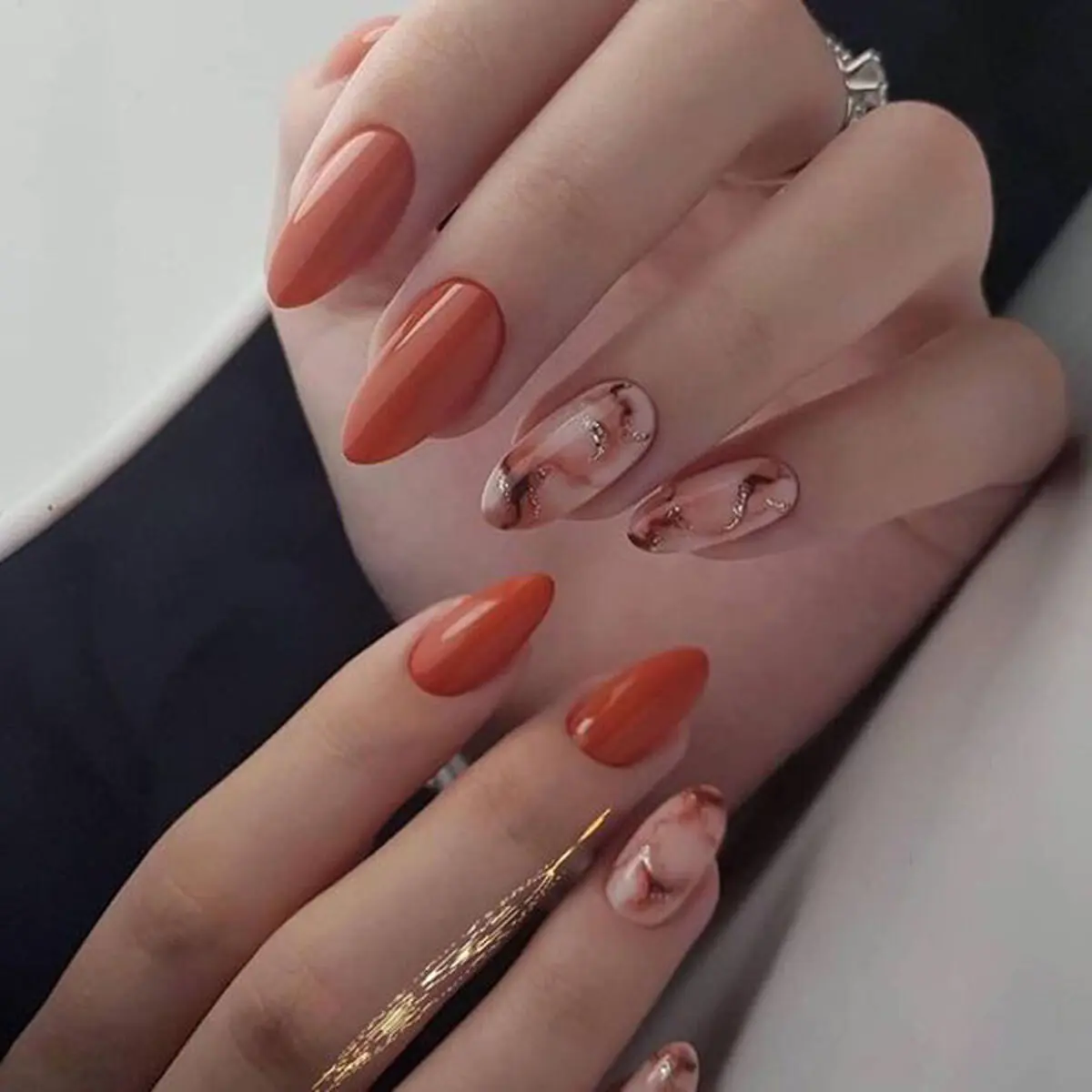 red-nail-model-for-girls-26