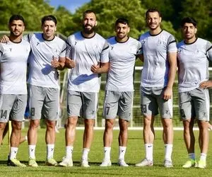 (عکس) حضور بازیکنان استقلال در عزاداری روز عاشورا