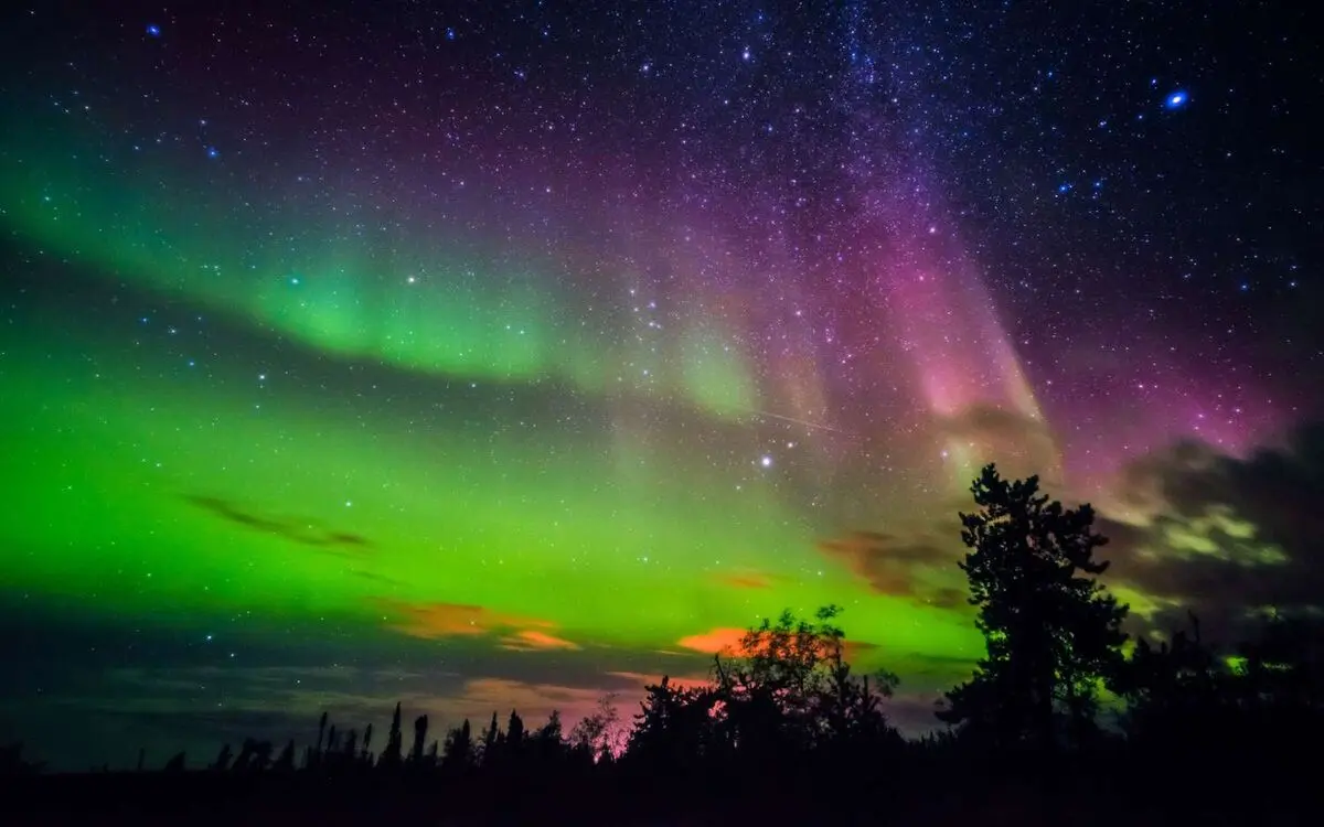 canada-AURORA0916-c1718425663348aa80be8f6a36734b2d