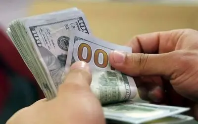 واکنش غیرمنتظره بازار ارز؛ چرا قیمت دلار افزایش نیافت؟