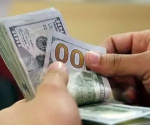 واکنش غیرمنتظره بازار ارز؛ چرا قیمت دلار افزایش نیافت؟