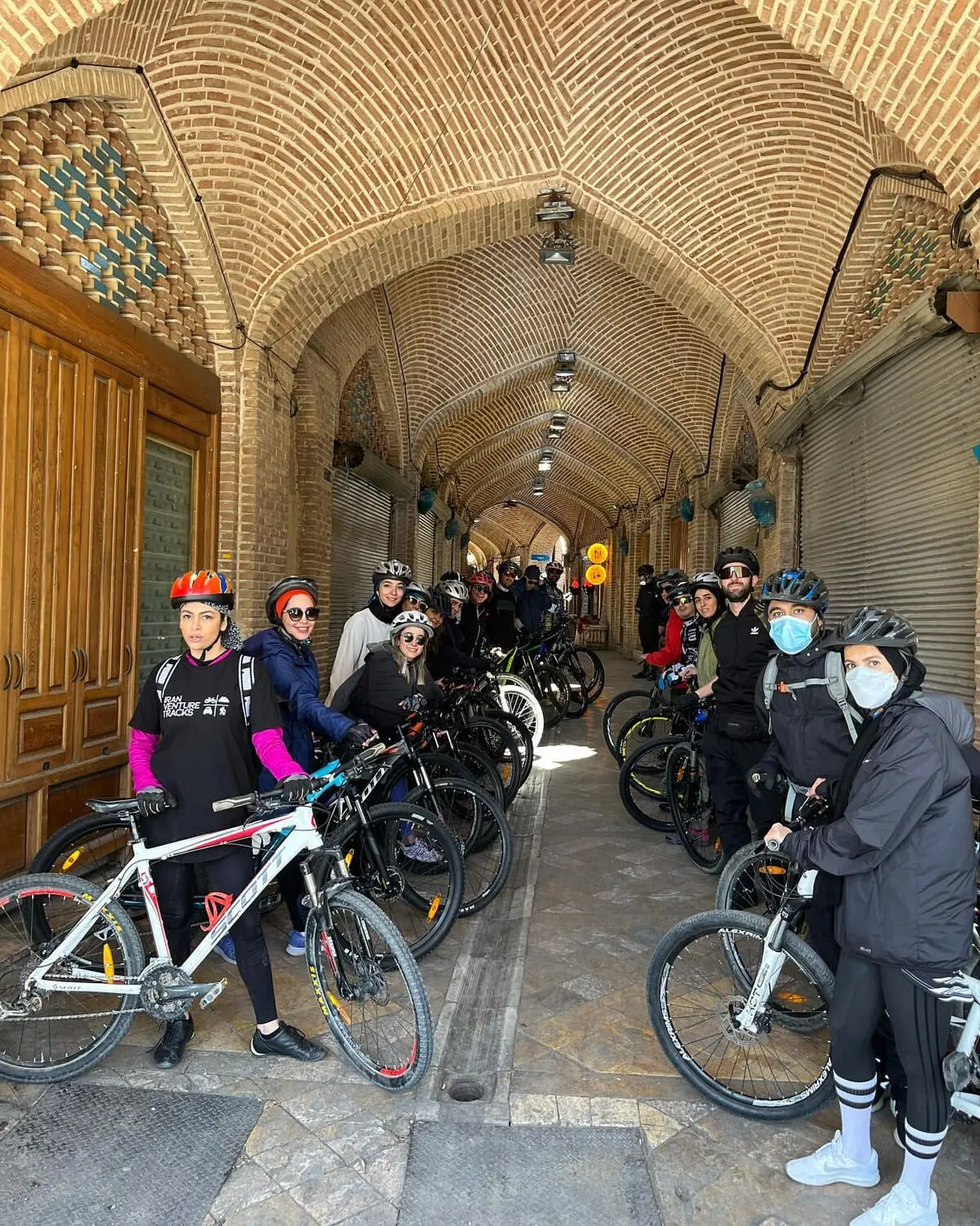 elnazhabibi67_1648219409_1