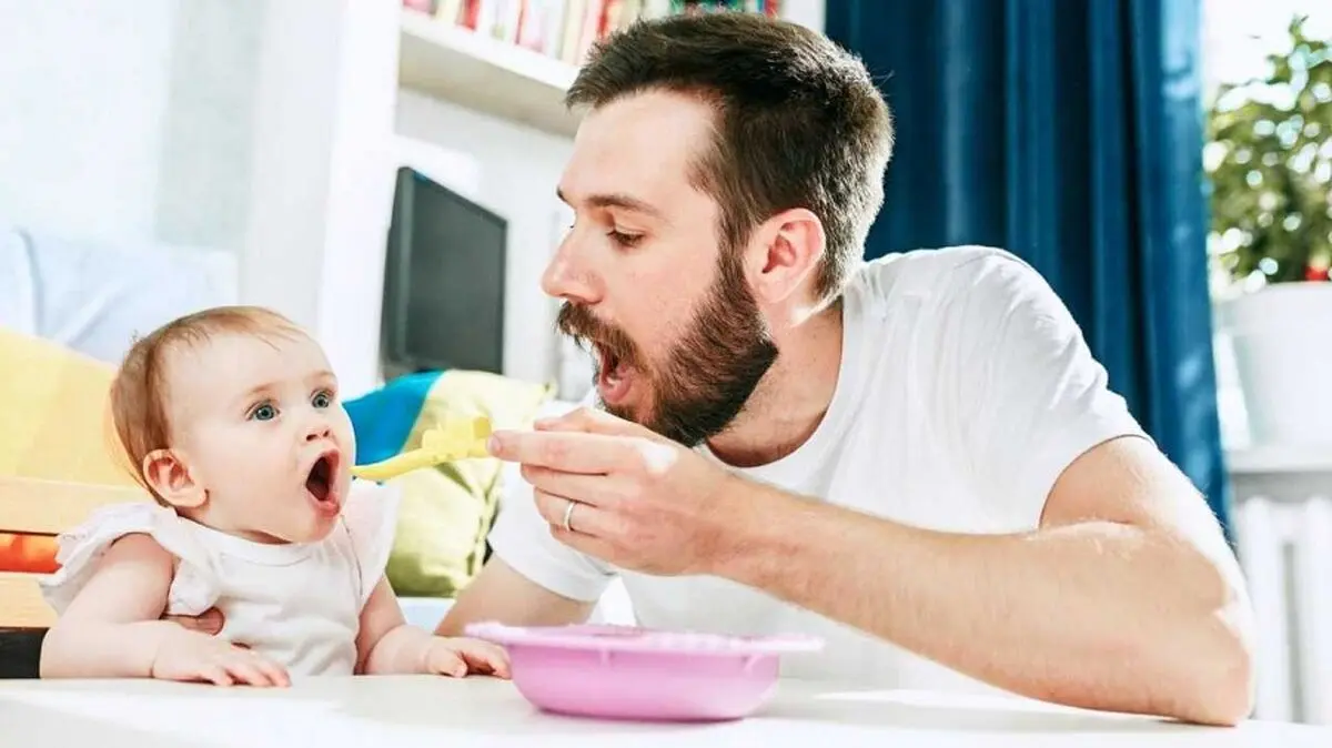 baby-feeding-guide-months-6-to-12