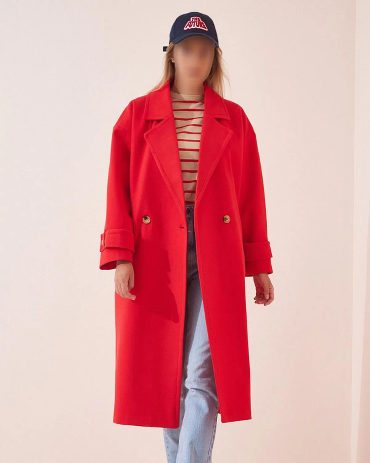 استایل با پالتو قرمز