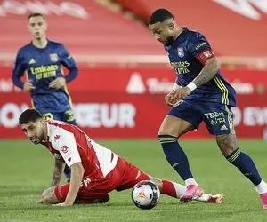 انتقال ستاره هلندی هم تضمین ماندن کومان نیست