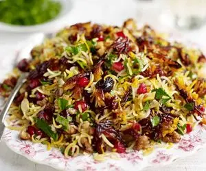 آموزش آشپزی؛ بهترین دستور پخت انار پلو برای شب یلدا