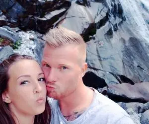 بیوگرافی کریستوفر نت دروازه بان اتریشی سپاهان و همسر جذابش+عکس