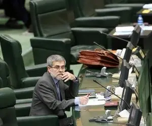 اظهار نظر عجیب فریدون عباسی در باره واگذاری خودروی شاسی بلند به نمایندگان