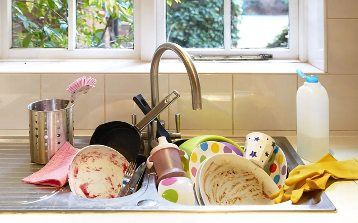 dirty_dishes-56af37043df78cf772c1a549