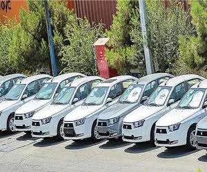 قفل معاملاتی در بازار خودرو؛ نمایشگاه‌ها بازند اما خریداری نیست