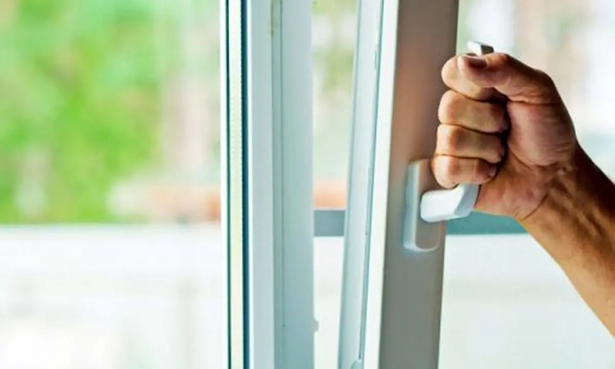 closing-window-r-875x410-500x300