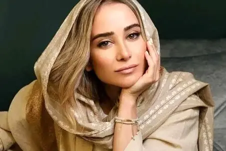 آواز هنرمندانه؛ اشتیاق و حال خوب الناز حبیبی تو کنسرت خواننده مورد علاقش