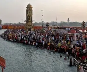 آماده سازی برای برگزاری بزرگترین جشن مذهبی در هند 