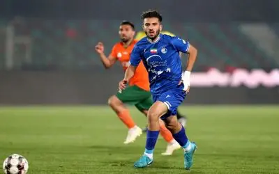 شکایت پیکان از استقلال به AFC ؛ مجوز حرفه‌ای آبی‌ها روی هوا!