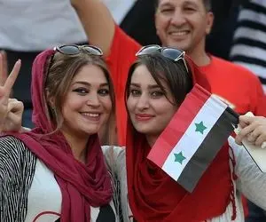 حضور خبرساز بانوان سوری در ورزشگاه آزادی