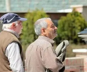 کلاه گشاد بر سر بازنشستگان؛ ماجرای پشت پرده کسر یک میلیون تومان از حقوقشان