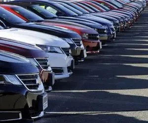 راهکارهای رفع محدودیت‌ های واردات خودرو / وزارت صمت رانت دولت در مدیریت خودروسازی