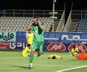 (عکس) گزینه یحیی برای خط حمله پرسپولیس به گل گهر پیوست!