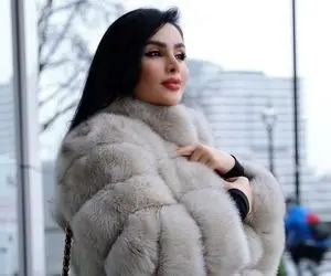 عکس دنیا جهانبخت بعد از حاملگی تنها در خیابان های لندن!