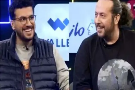 سکانس خندان/پدر سینا حجازی پودرش کرده /بهش گفته چهه چهه بزنی