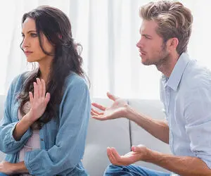 این پنج نشونه به شما آلارم میده که باید زودتر رابطه عاطفیتون رو تموم کنید